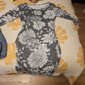 Floral maternity dress